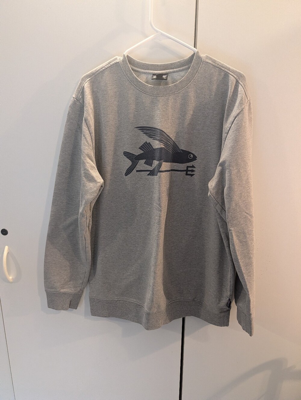 Patagonia Woman's Large Grey Crewneck Sweatshirt with Sailfish Graphic